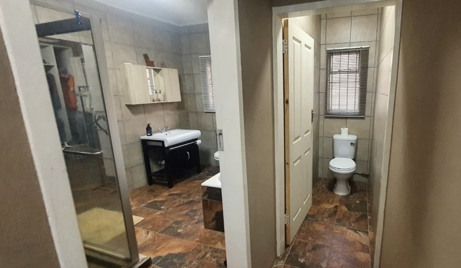 4 Bedroom Property for Sale in Rietfontein AH North West